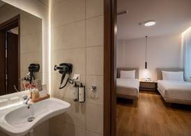 IRA - ΗΡΑ Hotel 4
