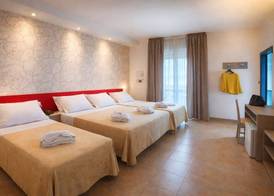 Hotel Mimosa 4