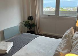 Stunning 2-bed Apart in the Heart of Aberdeen 3
