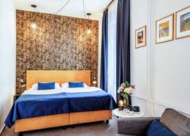 BlueBell Hotel 3