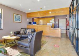 OYO Hotel Ingleside TX 4