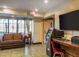 Econo Lodge Milldale - Southington 4