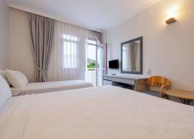 Hanedan Beach Hotel 4