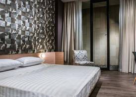 Upscale Suites 2