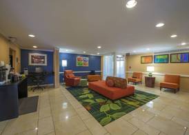 Days Inn by Wyndham Florence Near Civic Center 5
