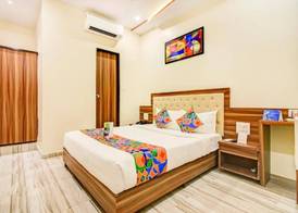 New Axis By Glitz Hotels 3