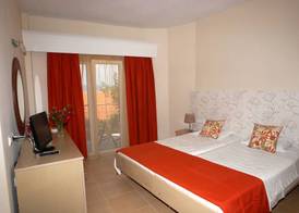 Sunrise Resort Hotel 4