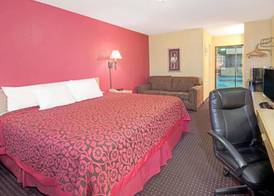 Days Inn by Wyndham East Albuquerque 'Newly Renovated' 5