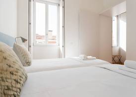 Chiado Studio and One-Bedroom Apartment - by LU Holidays 2