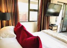 Wild Dog Guest Lodge 3