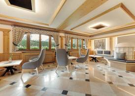 Aparthotel Majestic 3