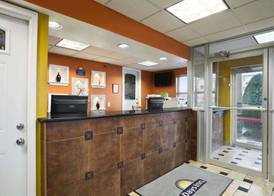 Days Inn by Wyndham Airport Nashville East 2