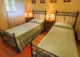 Farmhouse With Stables, Horses and the Ability to Make Horseback Riding 4