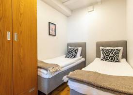 Uptown Hotel Apartments 4