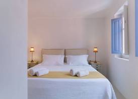 Oia Mansion 3