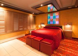 Le Chabrol Hotel & Suites 5