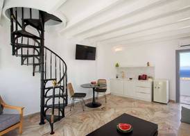 ArmonOia Suites Santorini 4