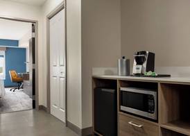 Holiday Inn Express & Suites NORTH FREMONT by IHG 5