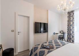 Elixir luxury rooms - in the old town 5