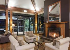 Avani Cypress Lakes Resort 2