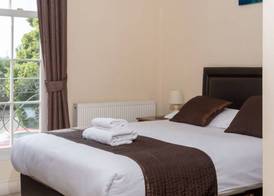 The Lawns Guest House 5