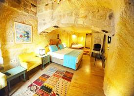 Acropolis Cave Suite 4
