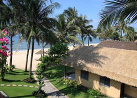 Bamboo Village Beach Resort & Spa 5