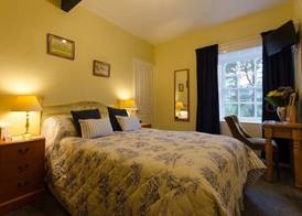 Lowbyer Manor Country House 4