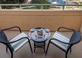 Metropolitan Al Mafraq Hotel 5