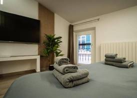 ESTENSIA Room & Suite 2