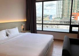35 Bow Hotel 5