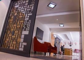 Glee Hotel 4