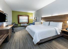 Holiday Inn Express & Suites OZONA by IHG 3