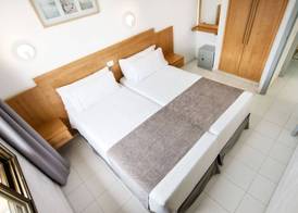 Ura Hotels Roslara 4