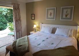 Villa Botanica Executive Guest House 5