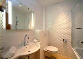 Hotel Lukashansl 4