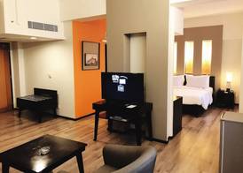 Mercure Surabaya Grand Mirama 4