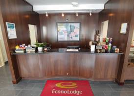 Econo Lodge City Centre 3