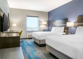 Comfort Inn & Suites Adrian 4