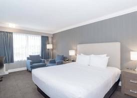 Sandman Hotel Langley 5