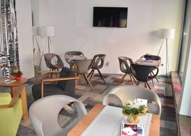 Hotel Cosmopolit 4