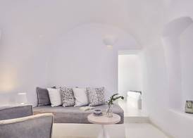 Cliff Side Suites 4