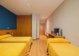 HOSTAL LOS VALLES 4
