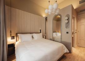 Zenith Premium Suites 3