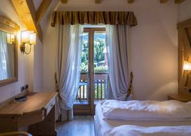 Hotel Ambiez 4