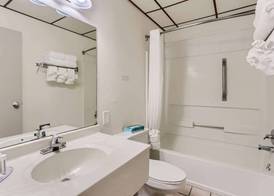 Baymont by Wyndham Loveland/Fort Collins Area 5