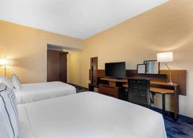 Fairfield Inn & Suites by Marriott Mebane 5