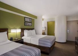SureStay Plus by Best Western Mesa Superstition Springs 3