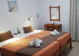 Likourgos beach apartments 3