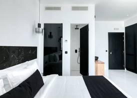 Tagoo Black 4